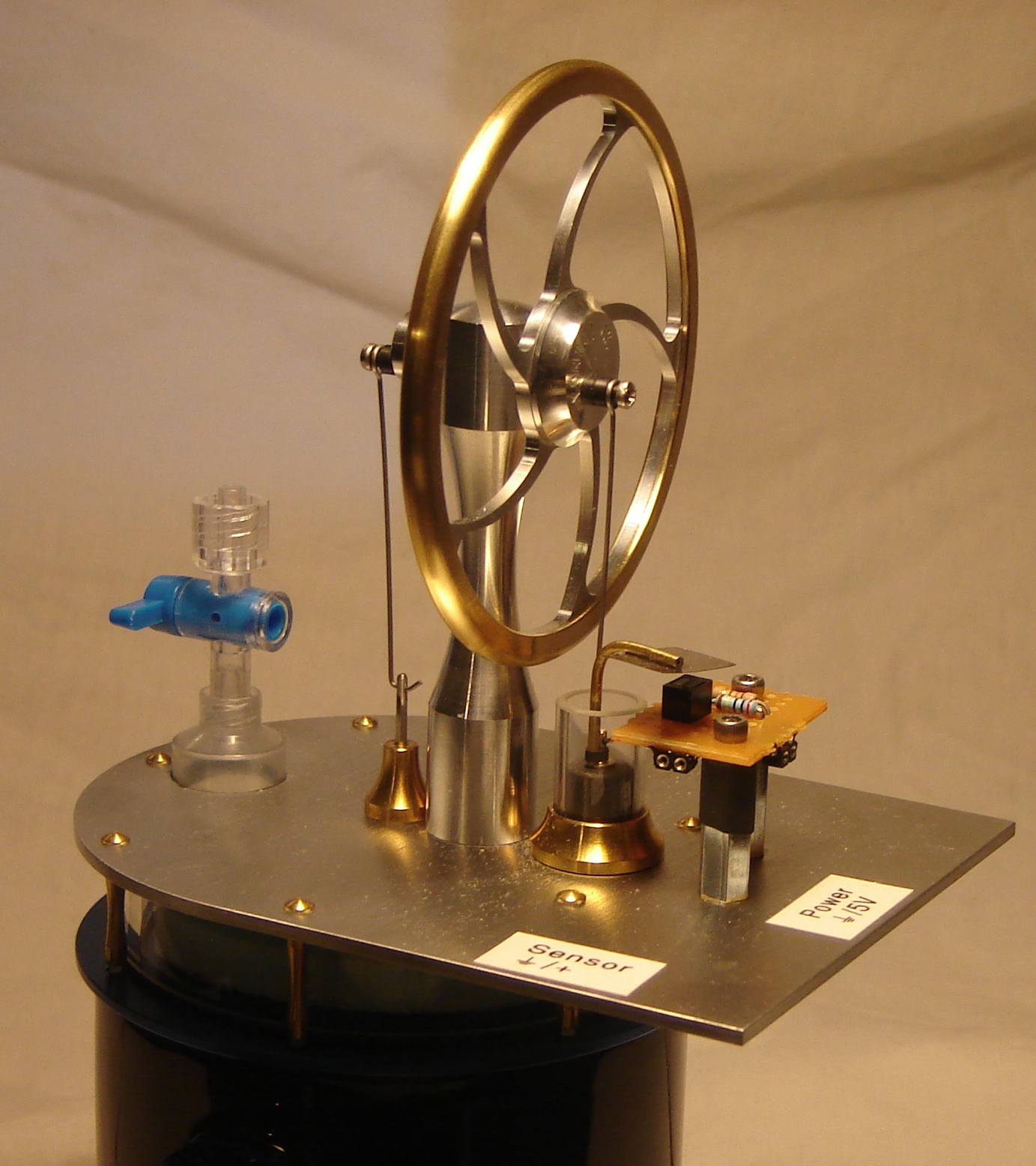 Kontax Stirling Engine